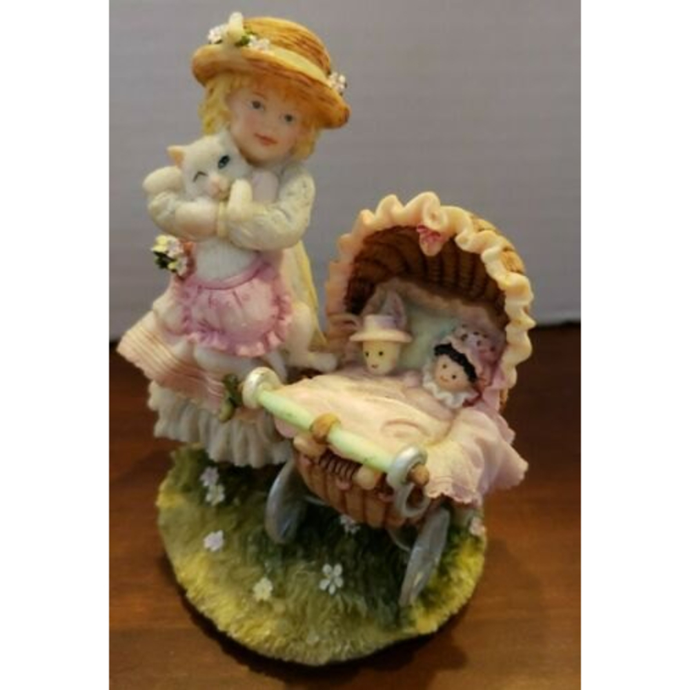 Enseco Laura's Attic "We'll Be Back Soon" Figurine 1990 428736 Karen Hahn